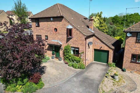 View Full Details for Allard Close, Rectory Farm, Northampton