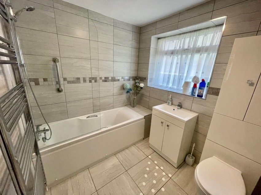 Images for The High Leys, Crick, Northampton