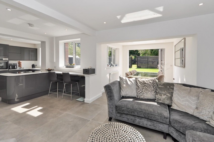 Images for Charnwood Avenue, Northampton