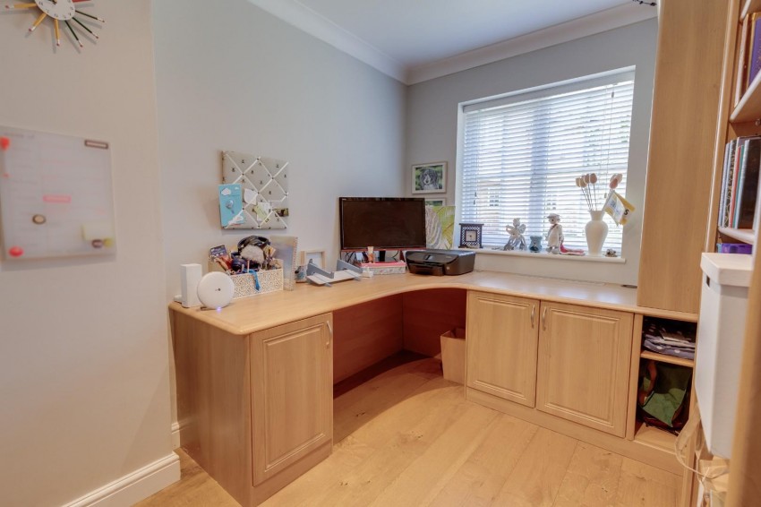 Images for Pytchley Close, Brixworth, Northampton