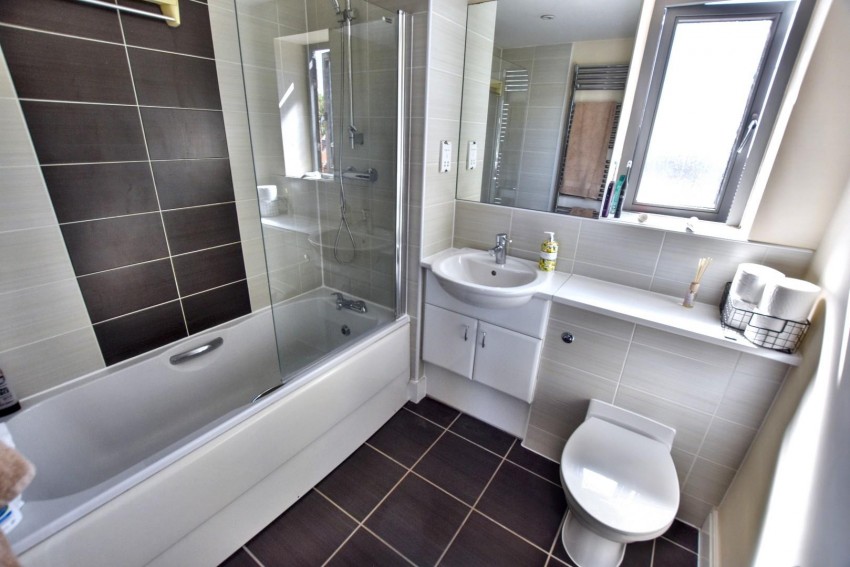 Images for The Square, Upton, Northampton