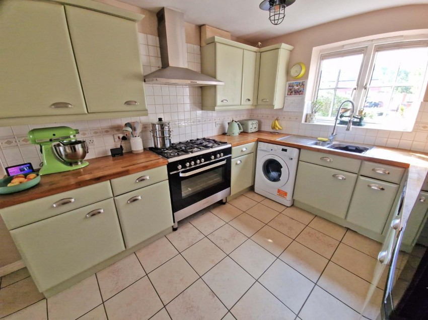 Images for Coton Park Drive, Rugby