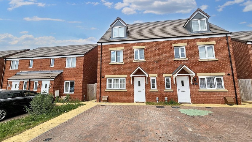 Images for Derbyshire Drive, Kingsthorpe, Northampton