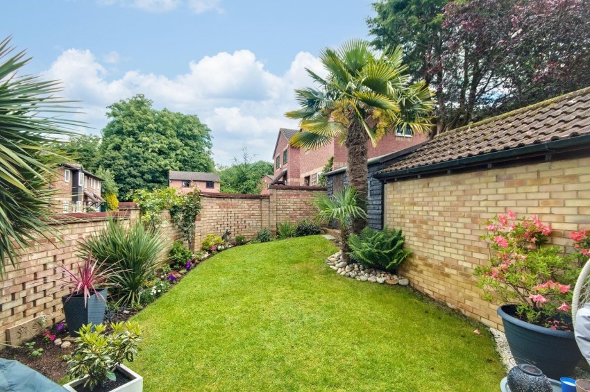 Images for Pine Ridge, Northampton
