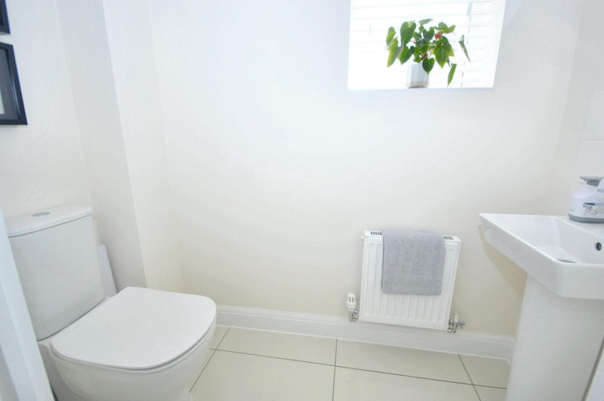 Images for Golding Crescent, Earls Barton, Northampton