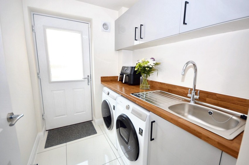 Images for Golding Crescent, Earls Barton, Northampton