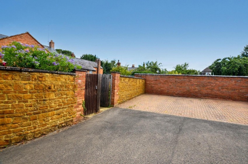Images for Grants Orchard, Bugbrooke, Northampton