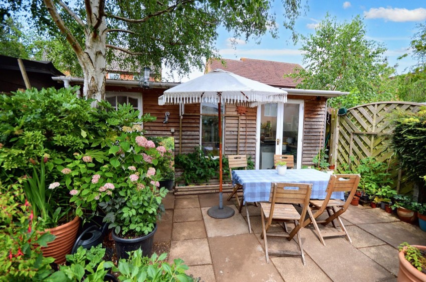 Images for London End, Earls Barton, Northampton