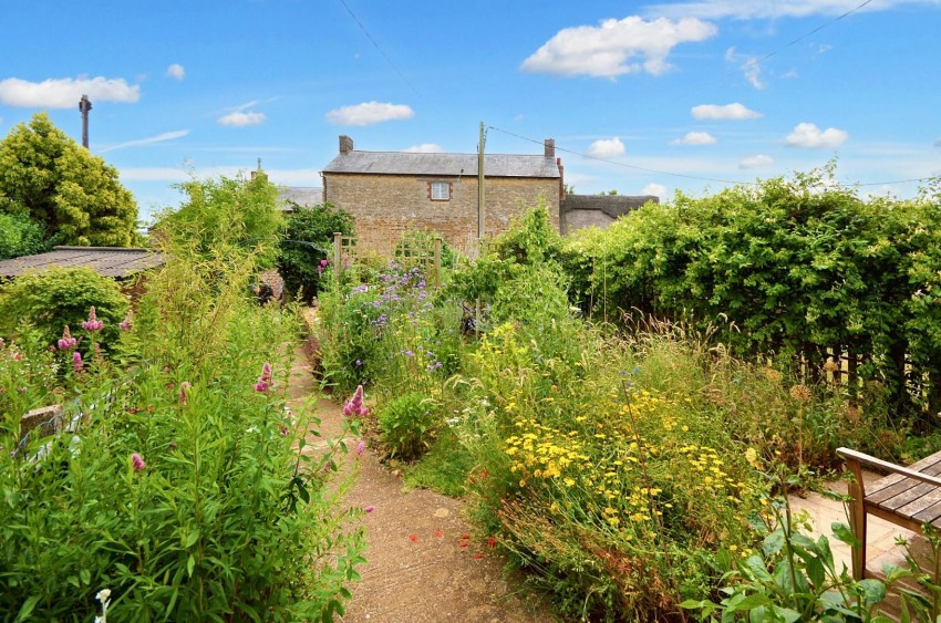 Images for London End, Earls Barton, Northampton