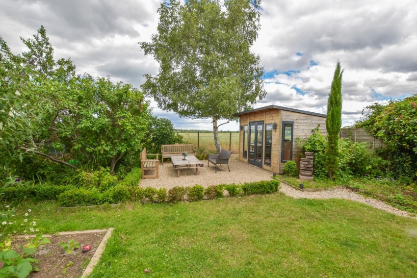 Images for Hillside Road, Piddington, Northampton