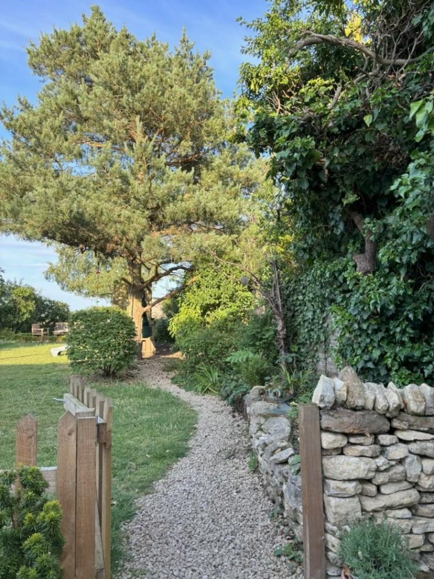 Images for Hillside Road, Piddington, Northampton