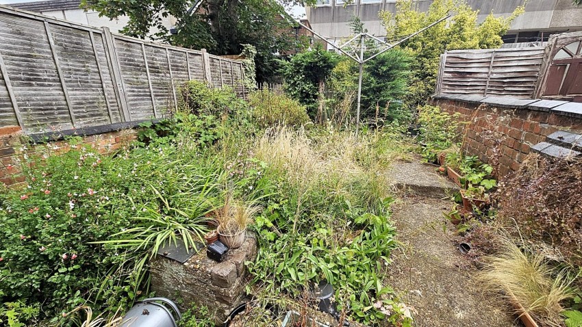 Images for Raymond Road, Northampton