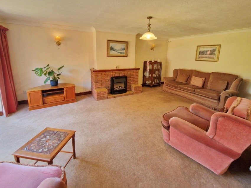 Images for Merttens Drive, Rugby