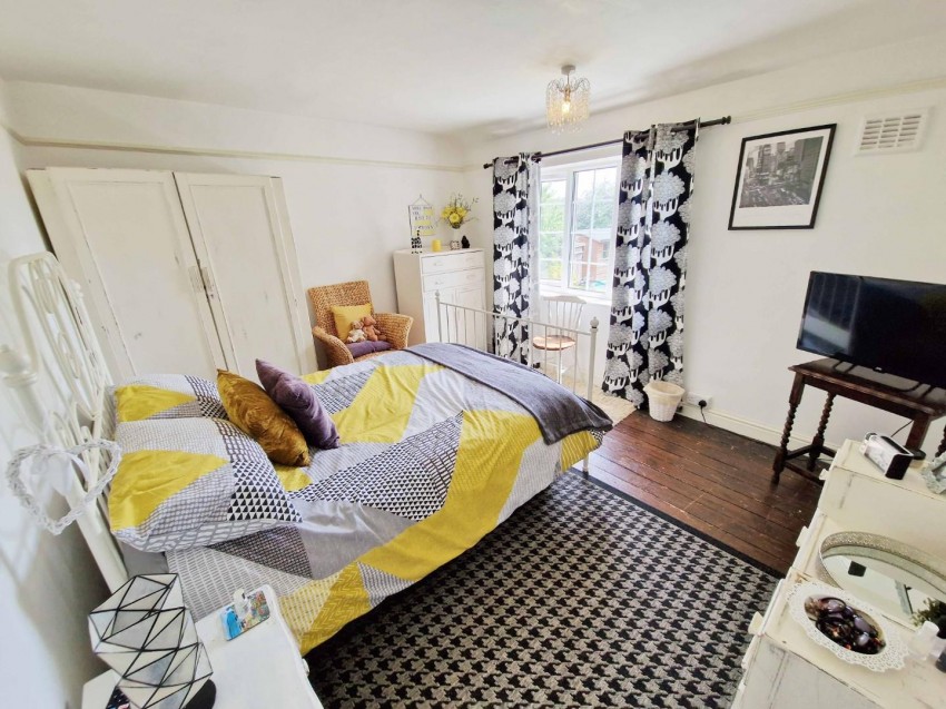 Images for Avondale Road, Brandon, Coventry