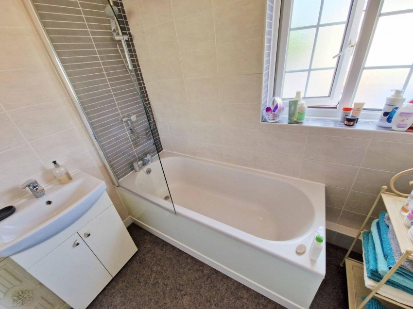 Images for Avondale Road, Brandon, Coventry