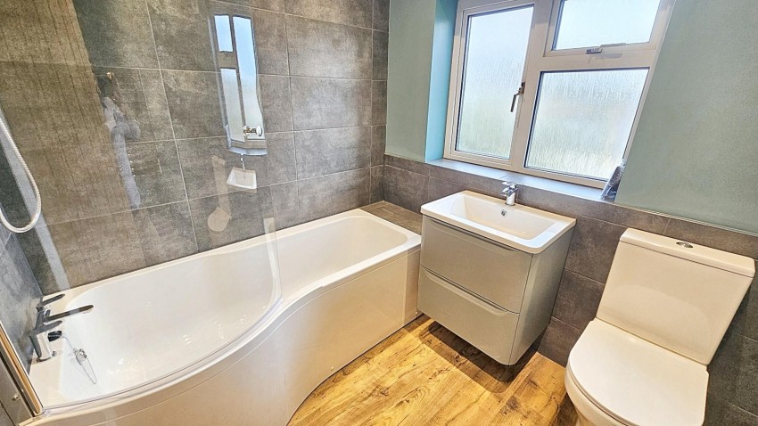 Images for The Leys, Yardley Hastings, Northampton