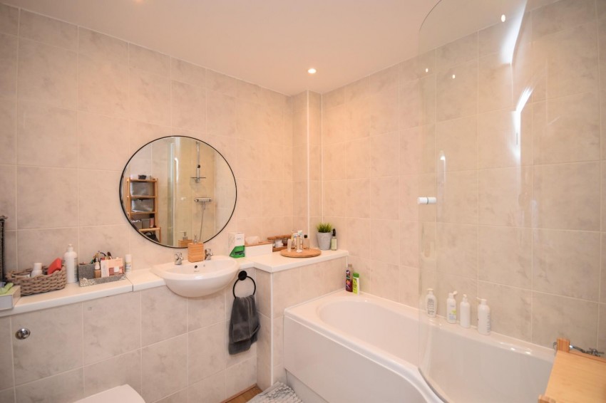 Images for Johnson Court, Southbridge, Northampton