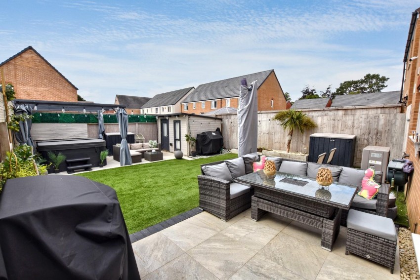 Images for Lamport Lane, Northampton