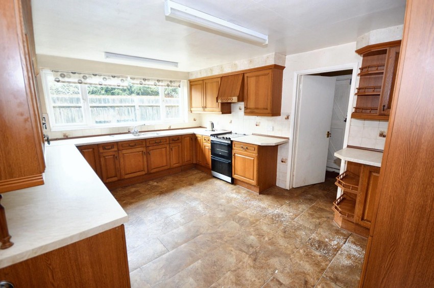 Images for Harrowick Lane, Earls Barton, Northampton