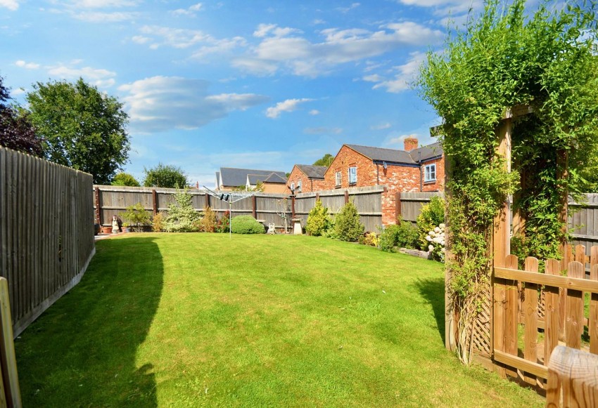 Images for West Street, Earls Barton, NORTHAMPTON