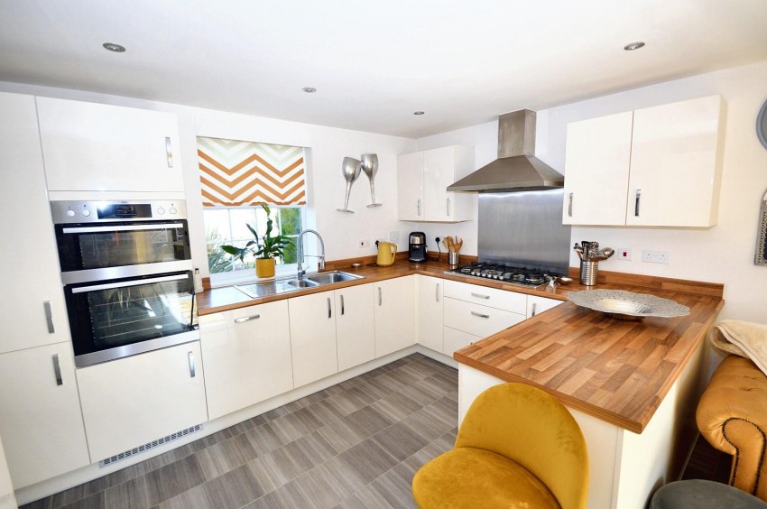 Images for Packwood Crescent, Earls Barton, Northampton