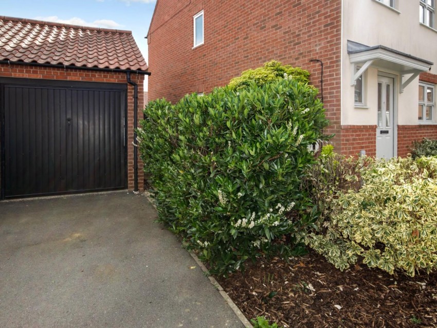 Images for Long Breech, Mawsley Village, Kettering