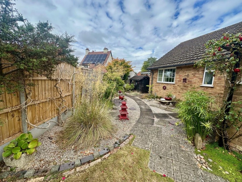 Images for Hampden Way, Rugby