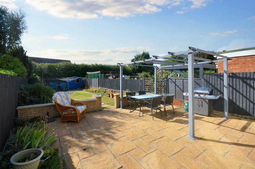 Images for 49 Manor Road, Earls Barton, NORTHAMPTON