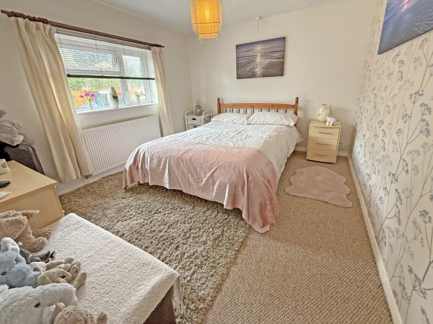 Images for Yates Avenue, Newbold, Rugby