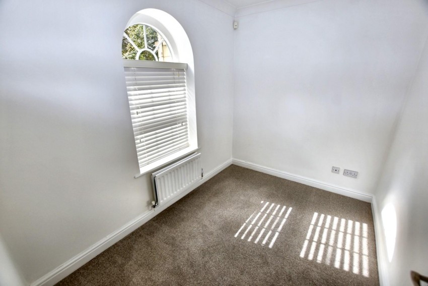 Images for Scholars Court, Derngate, Northampton