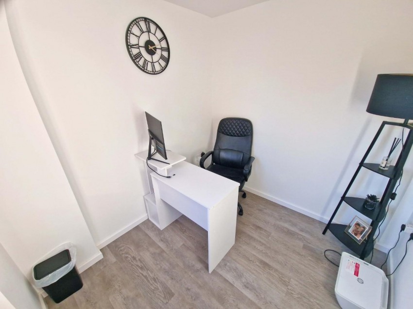 Images for Elder Avenue, Rugby