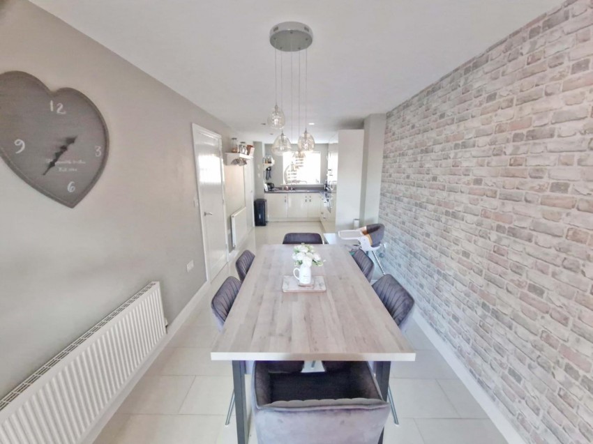 Images for Elder Avenue, Rugby