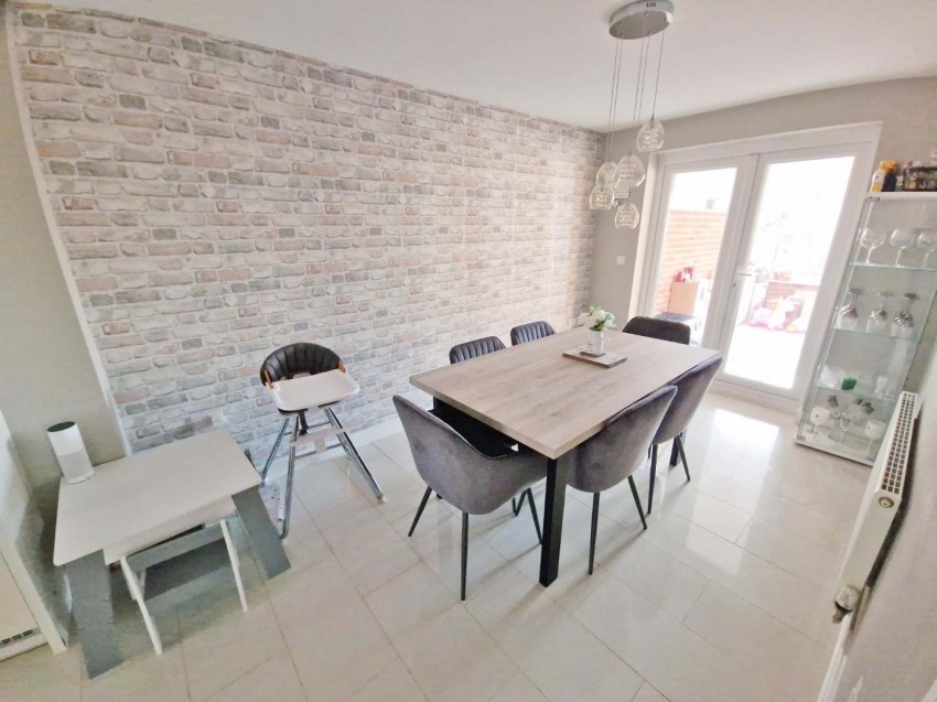 Images for Elder Avenue, Rugby