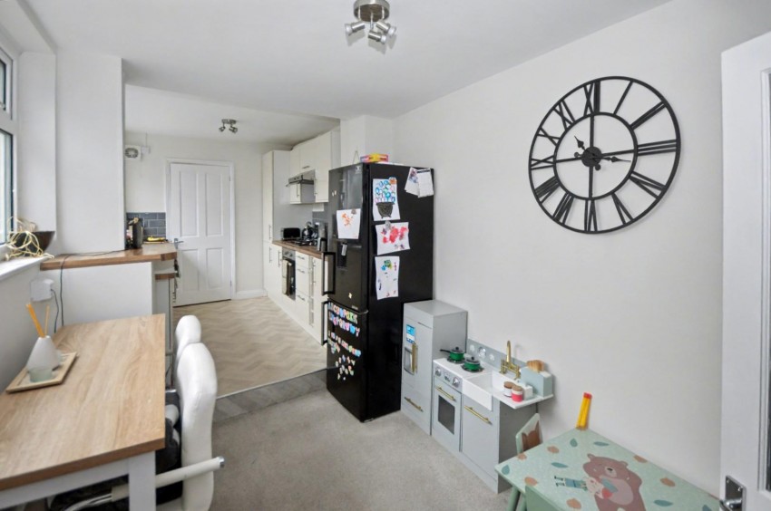 Images for High Street, Earls Barton, Northampton