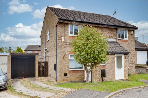 View Full Details for Frensham Close, Roselands, Northampton