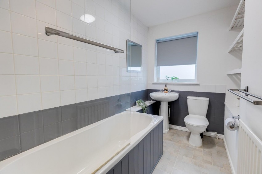 Images for Frensham Close, Roselands, Northampton