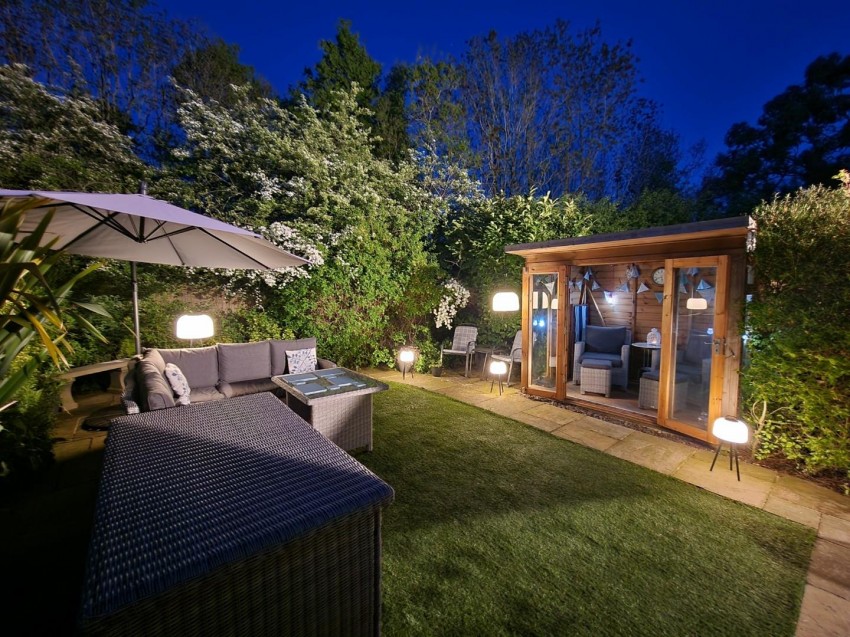 Images for Burrows Vale, Brixworth, Northampton