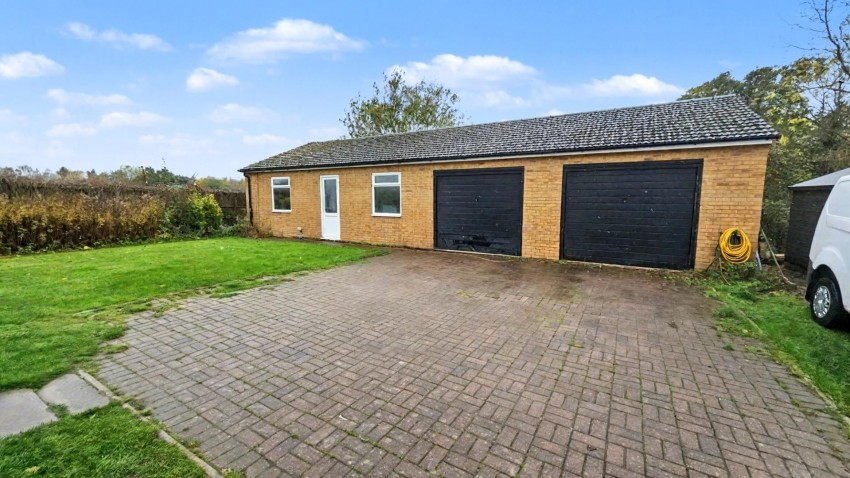 Images for Brackley Road, Silverstone, Towcester