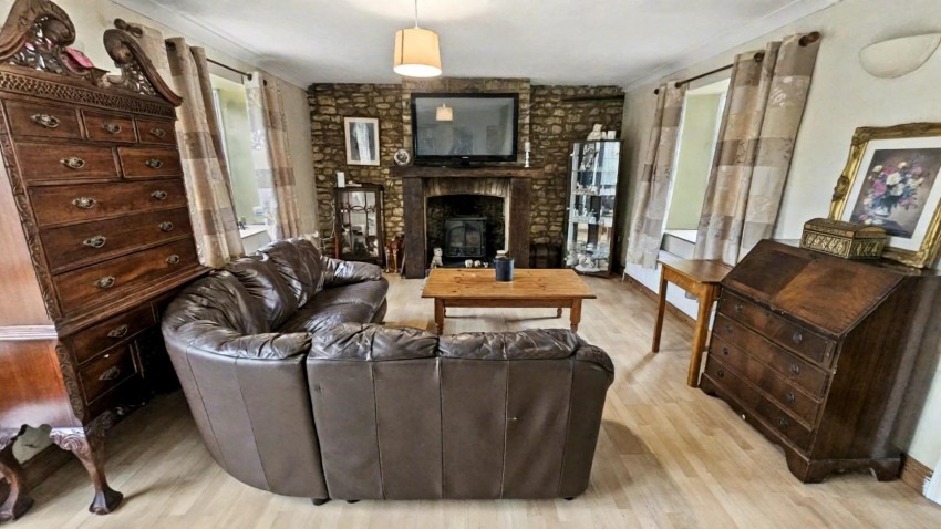 Images for Brackley Road, Silverstone, Towcester