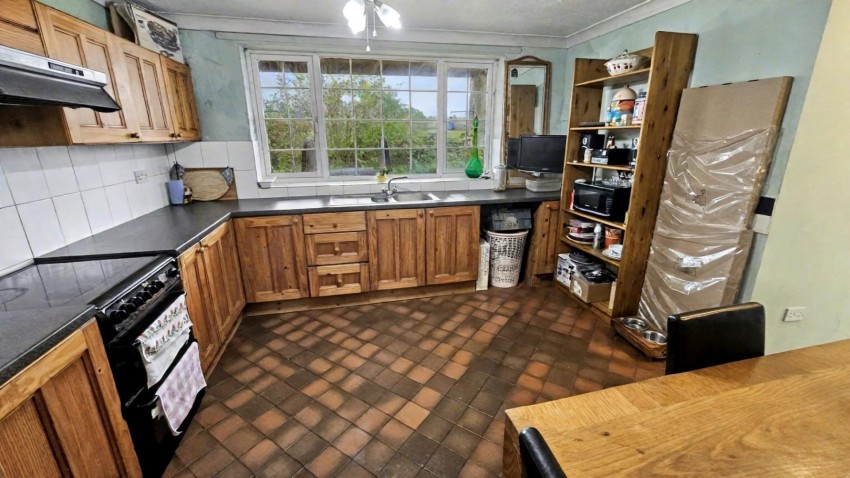 Images for Brackley Road, Silverstone, Towcester