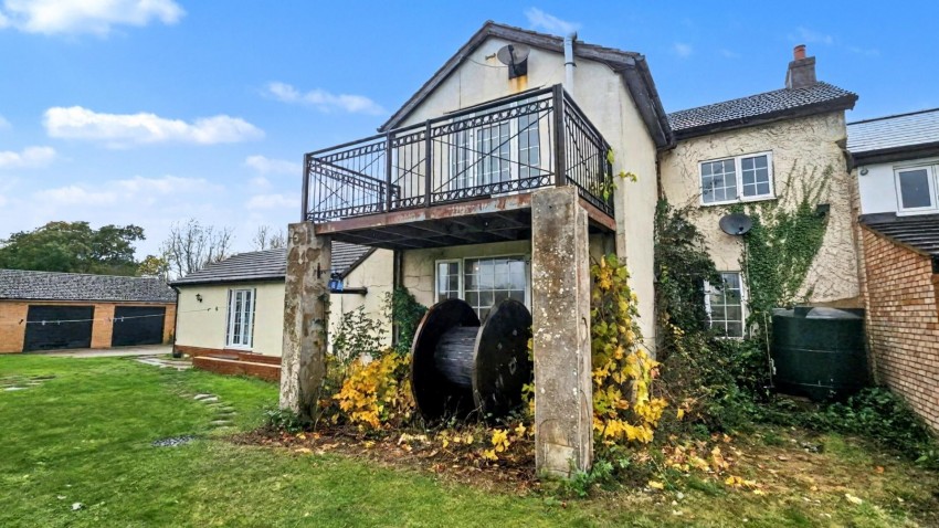 Images for Brackley Road, Silverstone, Towcester