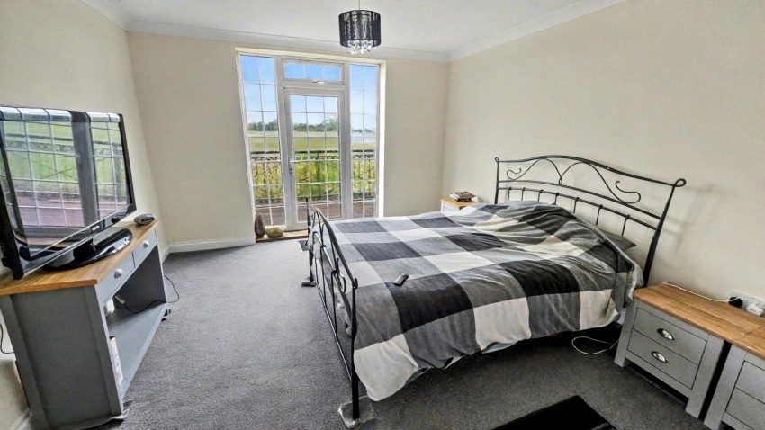 Images for Brackley Road, Silverstone, Towcester