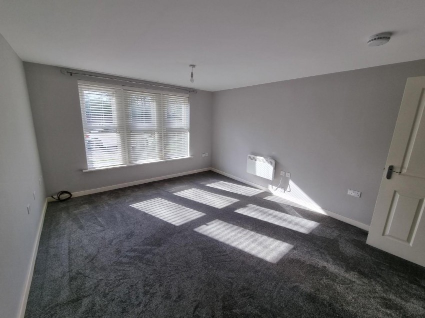 Images for Gardeners End, Bilton, Rugby