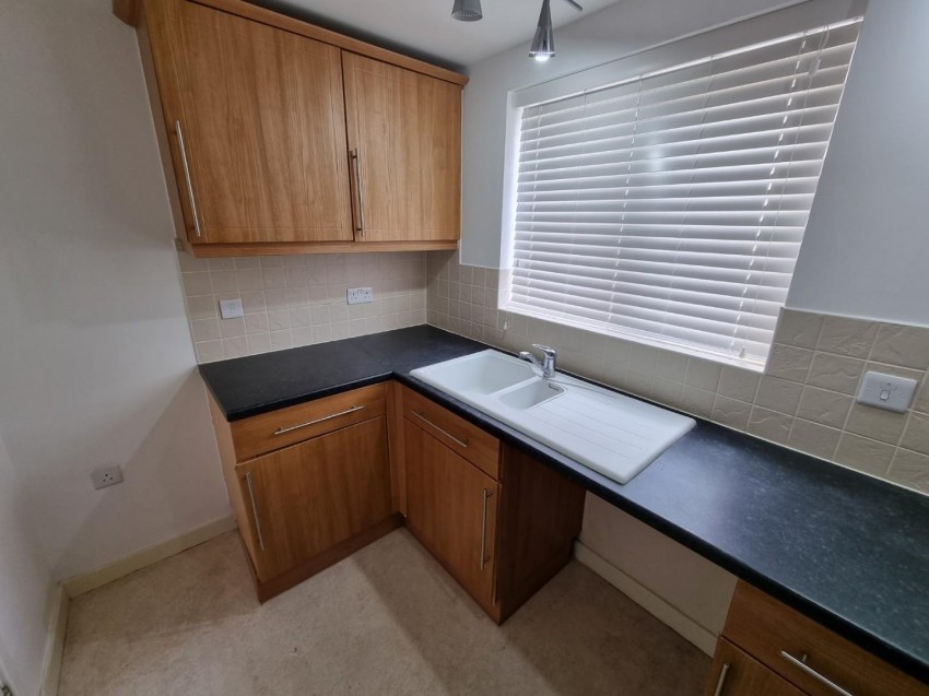 Images for Gardeners End, Bilton, Rugby