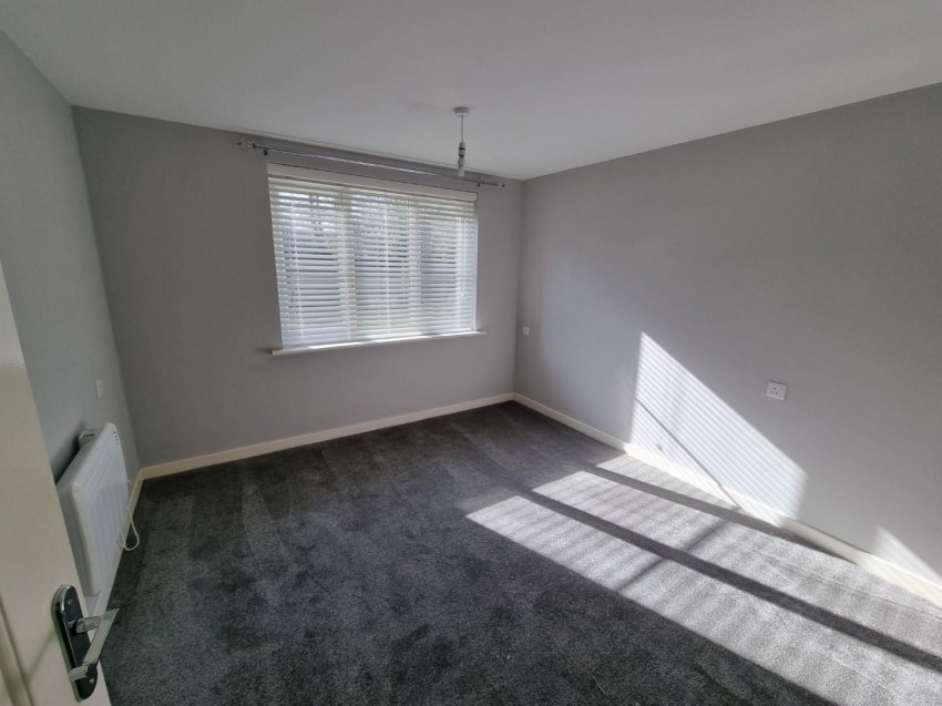 Images for Gardeners End, Bilton, Rugby