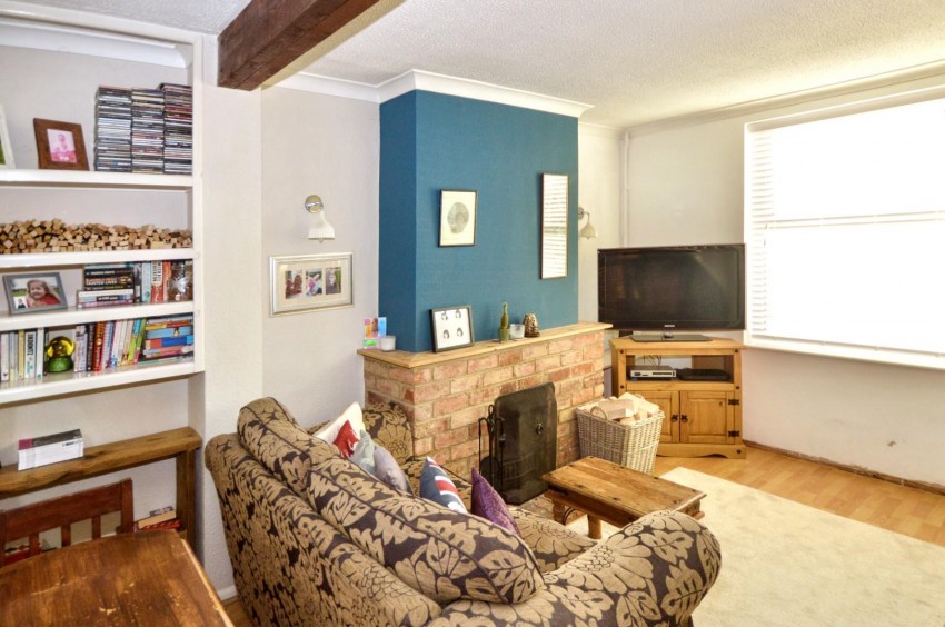 Images for Tebbutts Yard, Earls Barton, Northampton