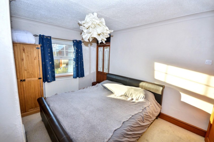 Images for Tebbutts Yard, Earls Barton, Northampton