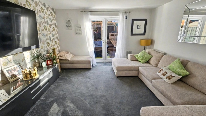 Images for Walkers Way, Roade, Northampton