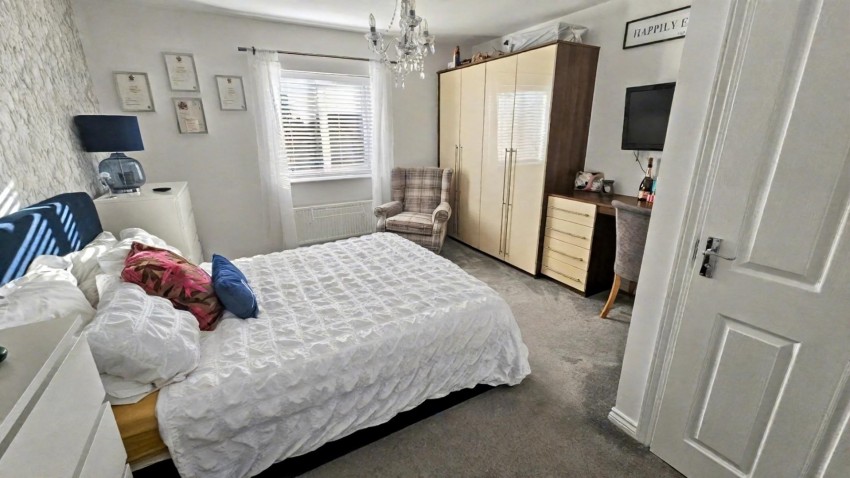 Images for Walkers Way, Roade, Northampton