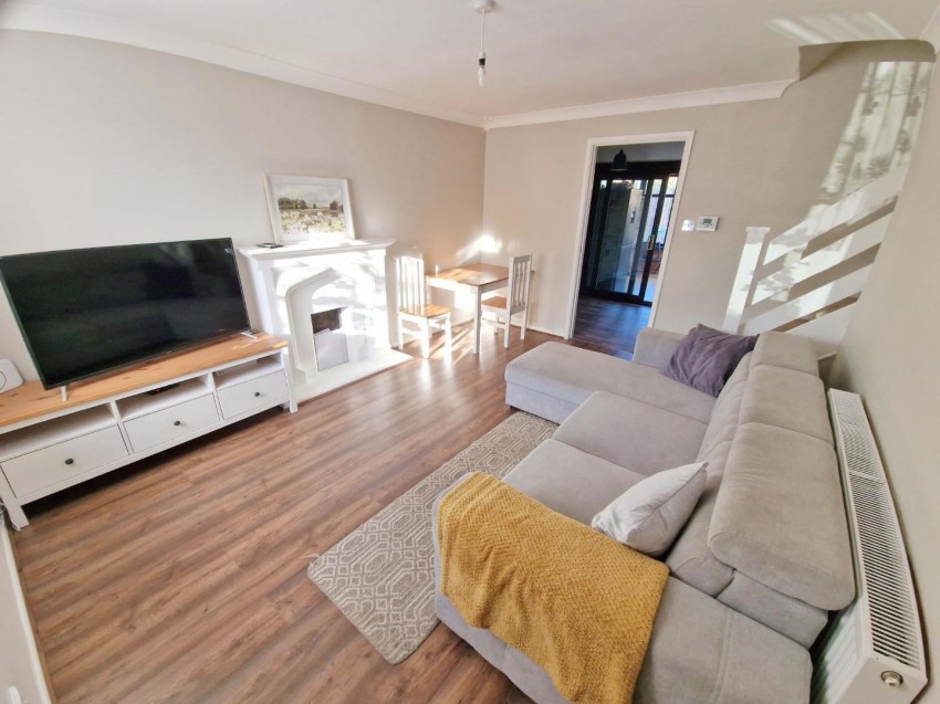 Images for Walnut Way, RUGBY